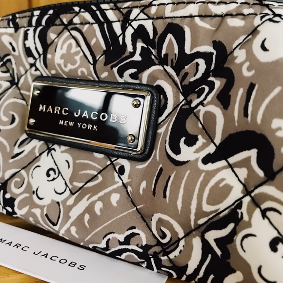 Marc Jacobs Nylon Quilted Pouch - Picture 1 of 3